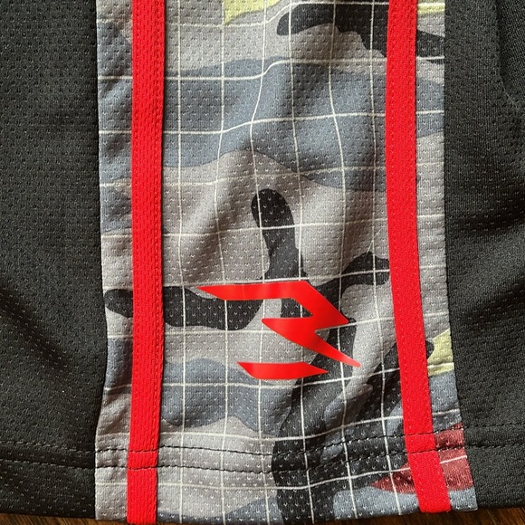 NWT!! Nike 3Brand shorts, size small - Picture 9 of 10